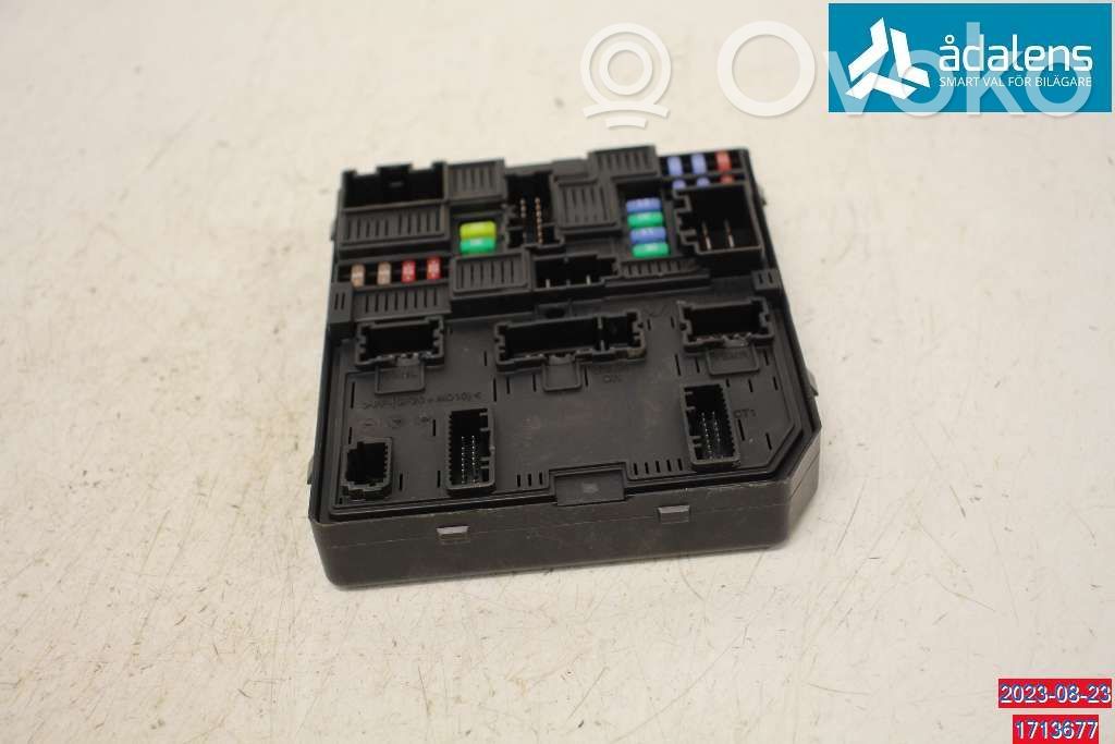 Módulo de fusible   284B63349R,2856297322,284B63349R