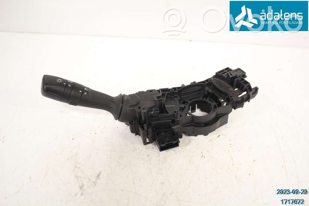 Toyota Auris E180 Indicator stalk 