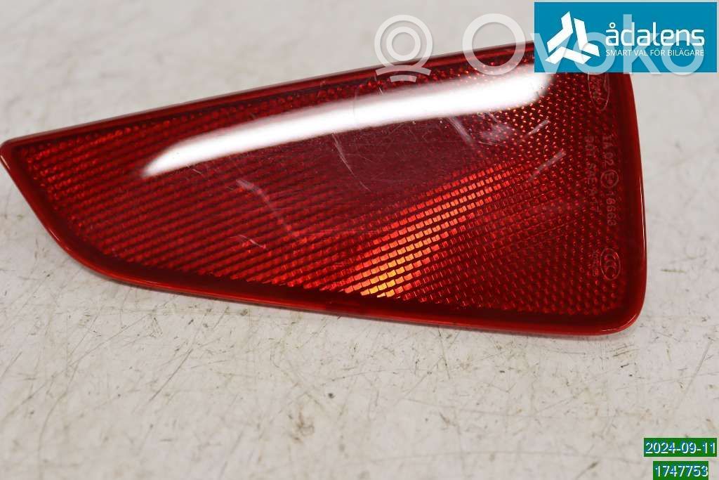 Ford Focus Rear tail light reflector 