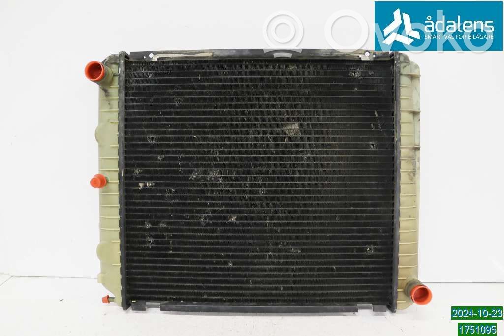 Volvo 240 Radiator lichid răcire 
