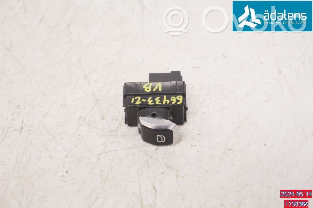 Electric window control switch   8888778677