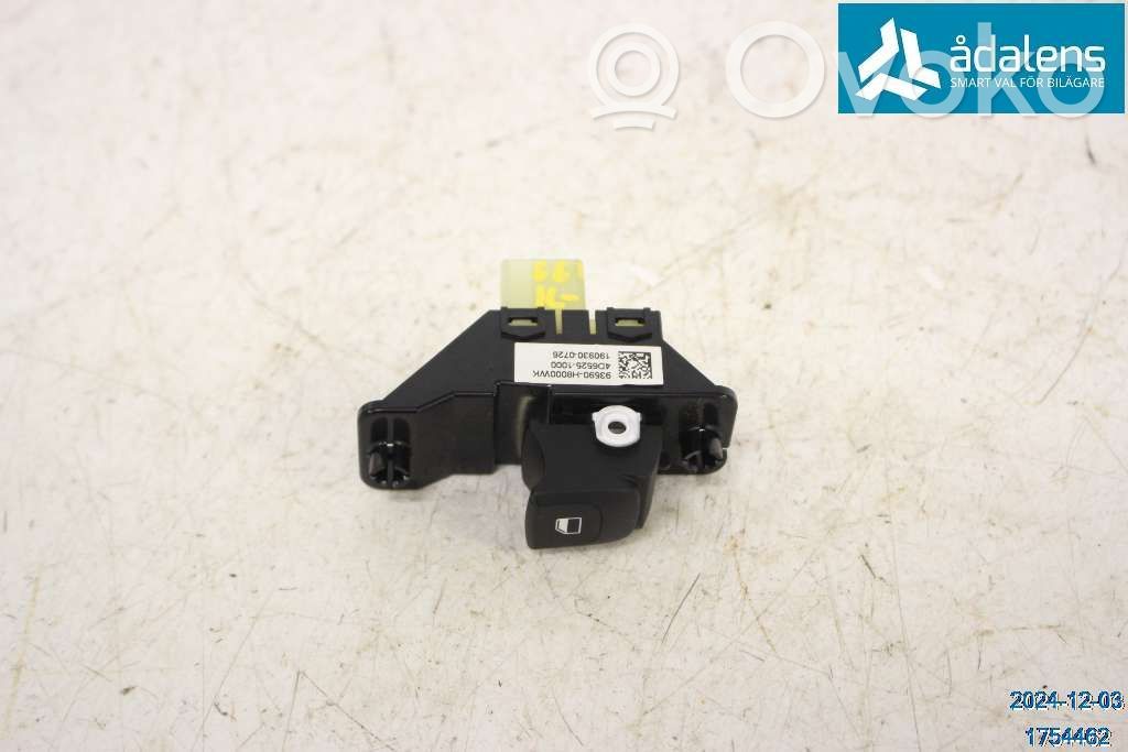 KIA Stonic Electric window control switch 