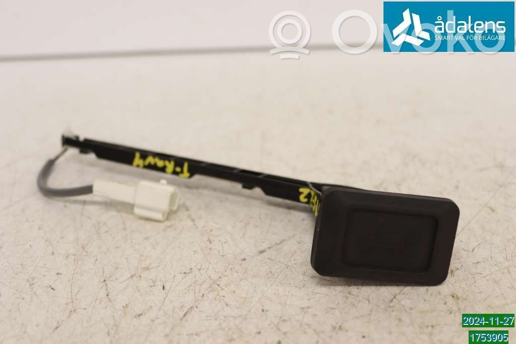 Toyota RAV 4 (XA50) Tailgate/boot open switch button 