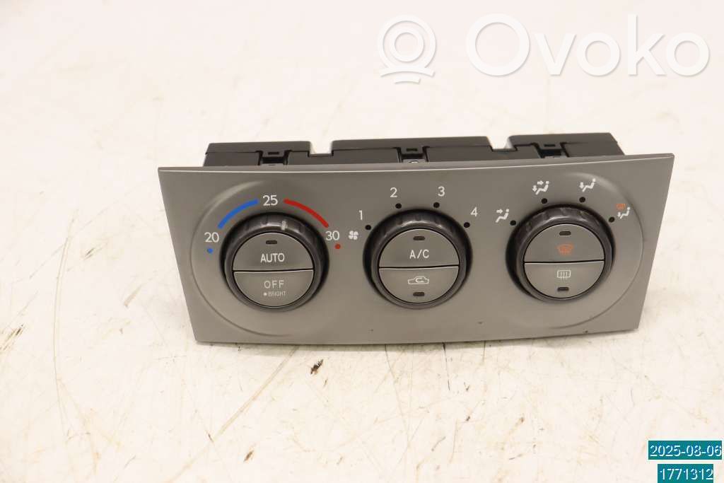Subaru Forester SG Climate control unit 