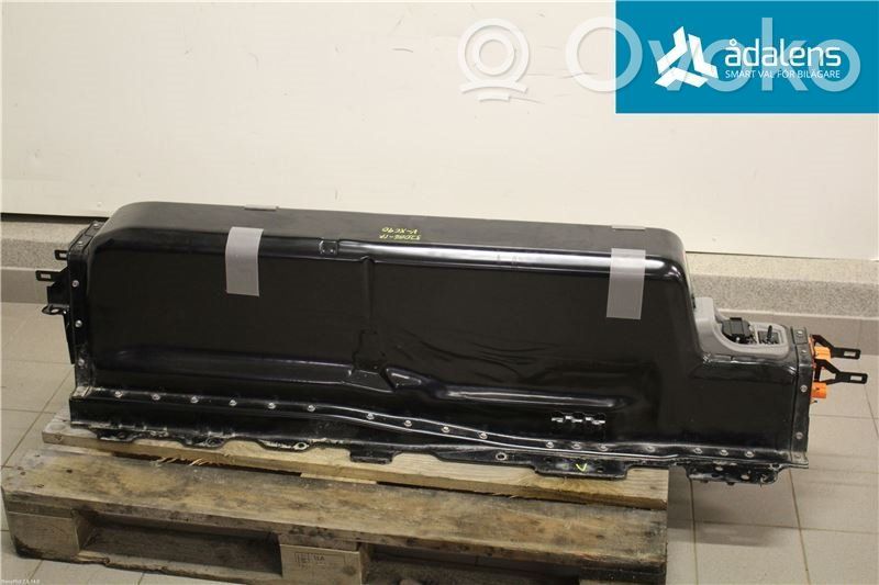 Volvo XC90 Hybrid / electric car battery 