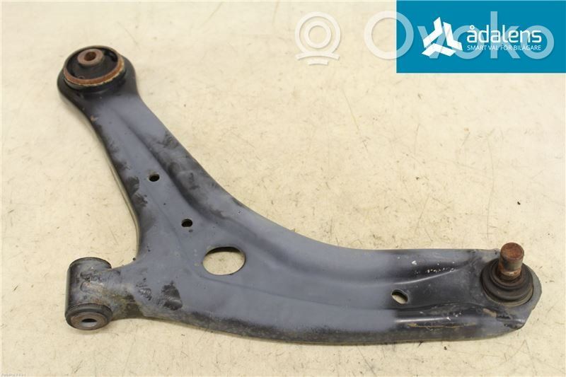 Mazda 2 Вилы 
