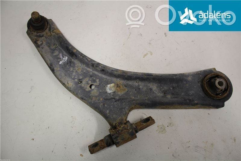 Nissan Qashqai+2 Front lower control arm/wishbone 