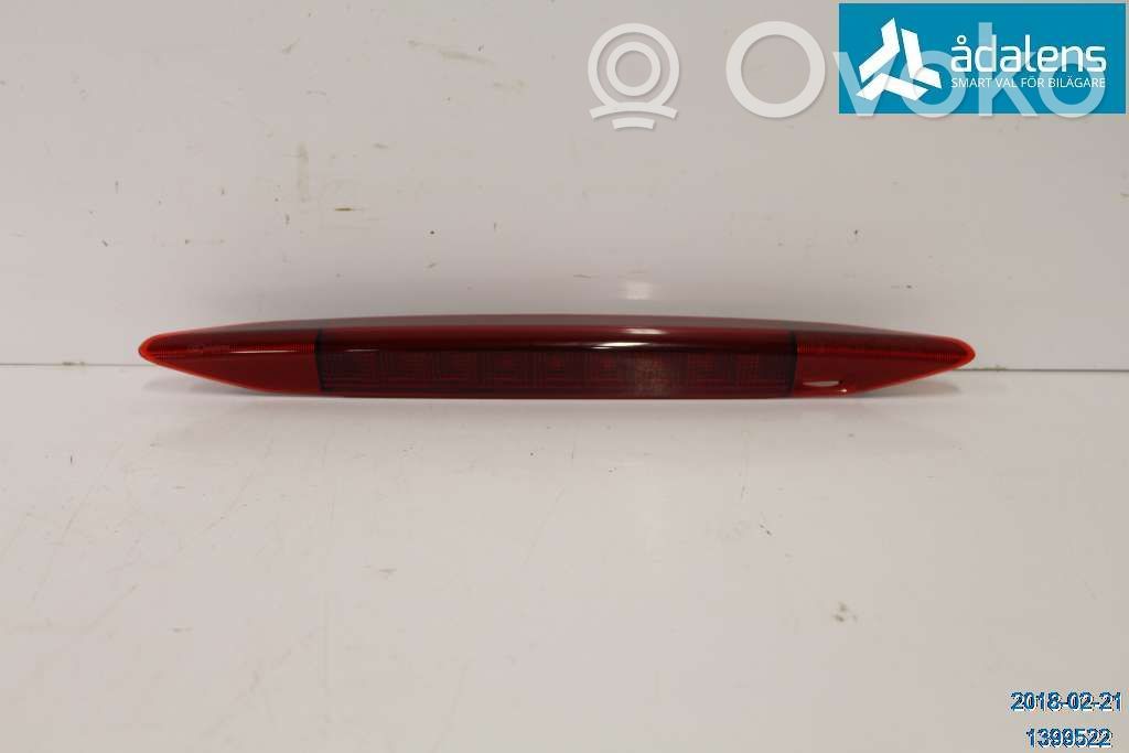 Subaru Outback Third/center stoplight 