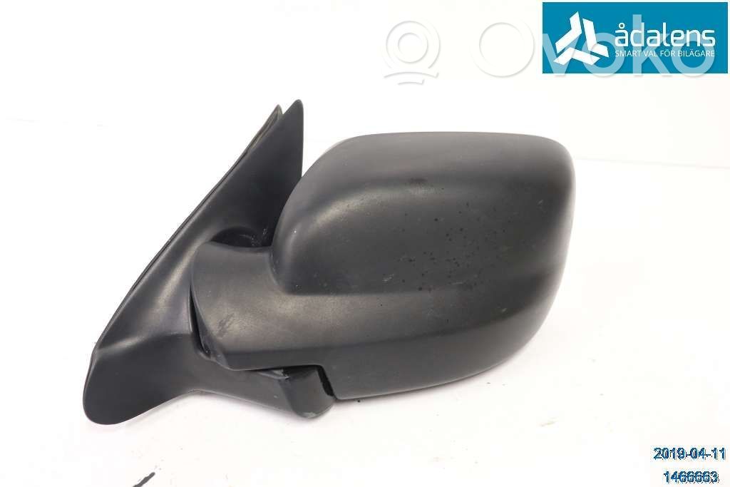 Volvo XC70 Front door electric wing mirror 