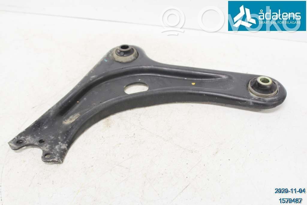 Citroen DS3 Front lower control arm/wishbone 