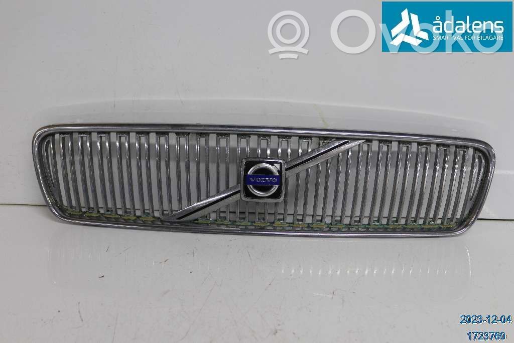Volvo V50 Front bumper lower grill 