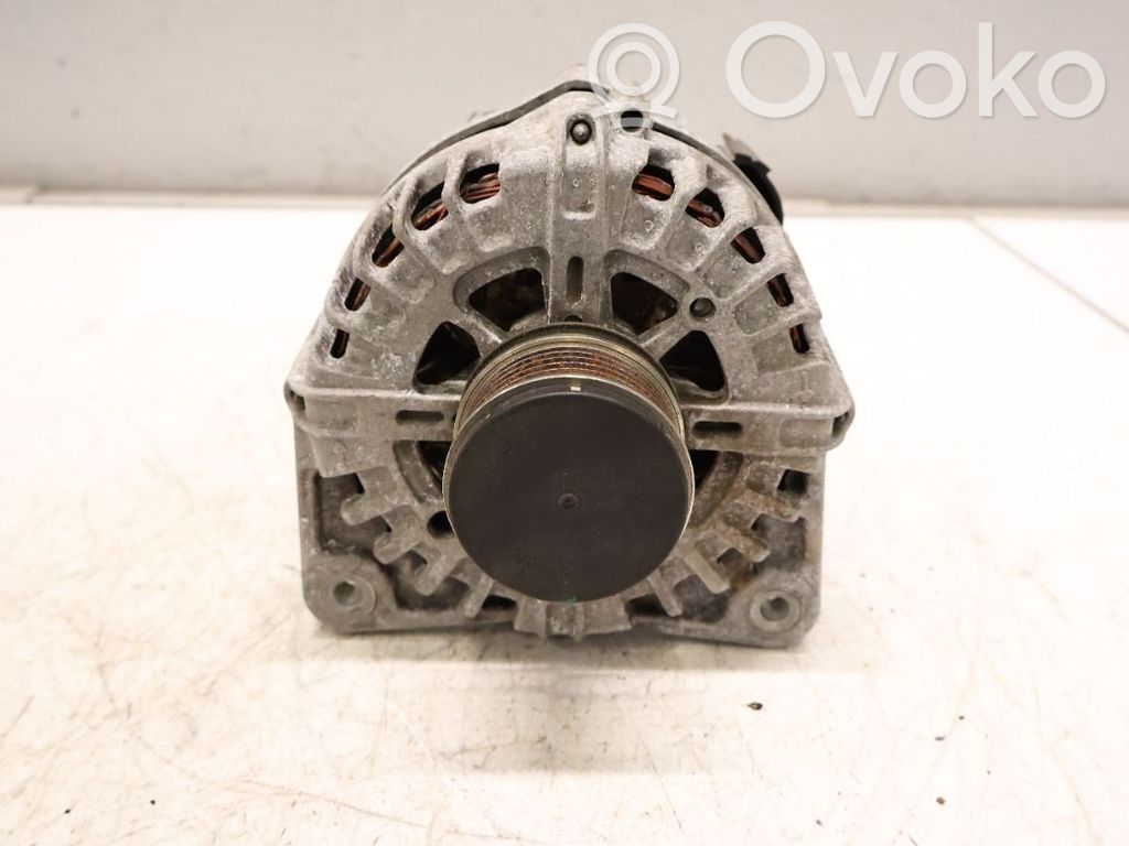 Renault Megane IV Generator/alternator 