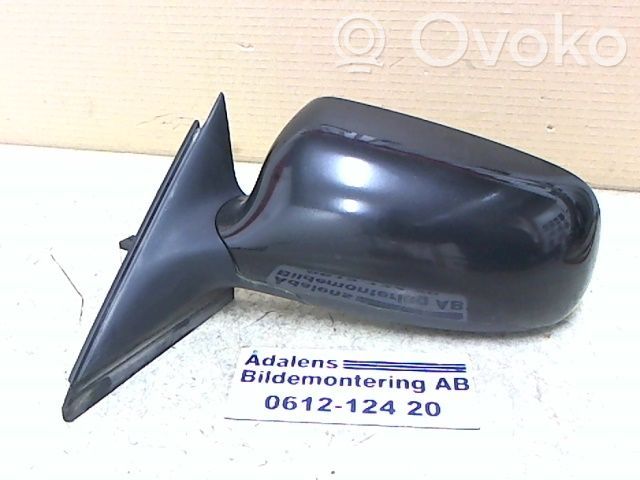 Audi A4 S4 B5 8D Elektryczne lusterko boczne drzwi przednich 