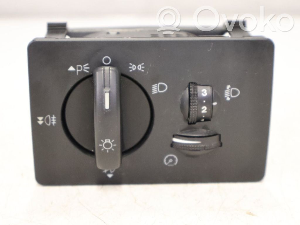 Light switch   1471862,7M5T13A024AA,7M5T13A024AA