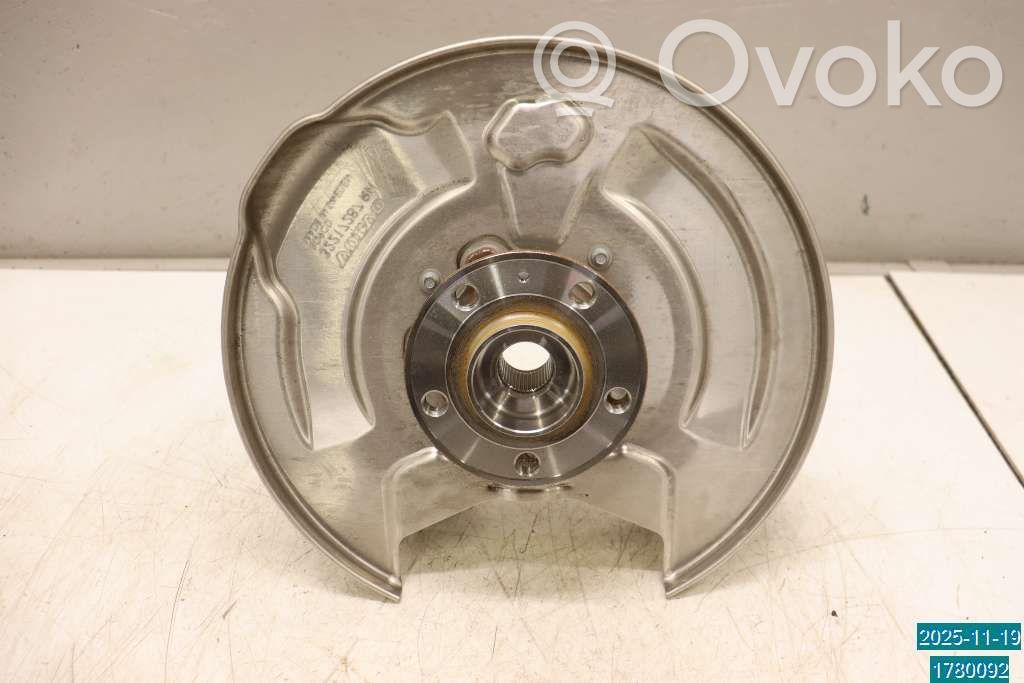 Cubo de rueda delantera   32395005,32370046