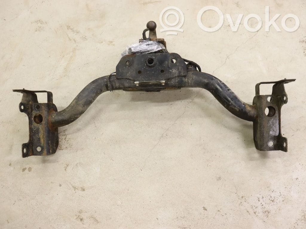 Dodge RAM Hak holowniczy / Komplet 