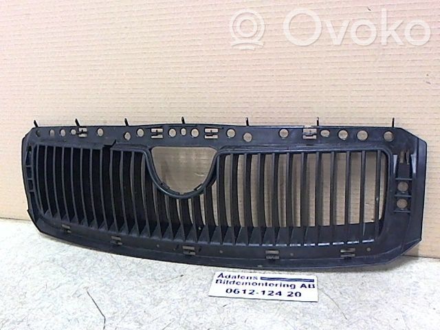 Skoda Fabia Mk1 (6Y) Griglia superiore del radiatore paraurti anteriore