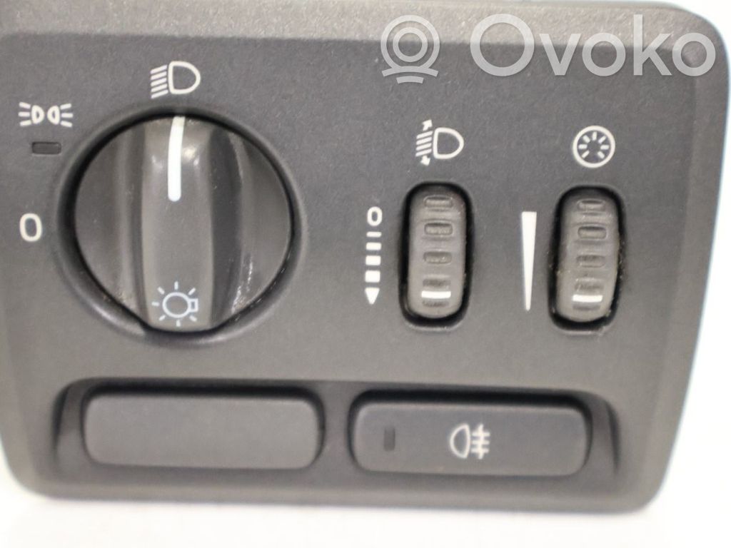 Volvo V70 Light switch 