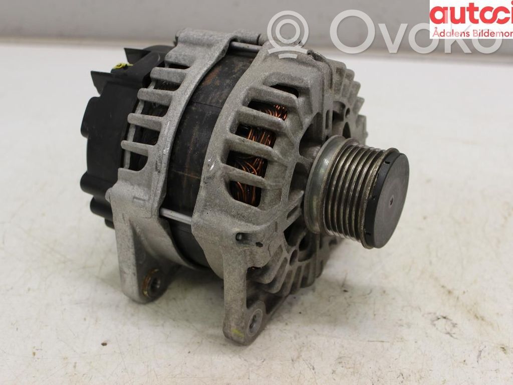 Renault Megane IV Generator/alternator 