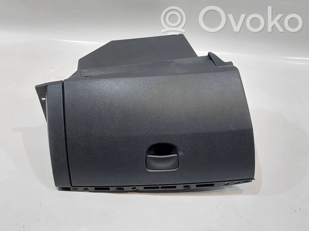 Guantera   8200475692