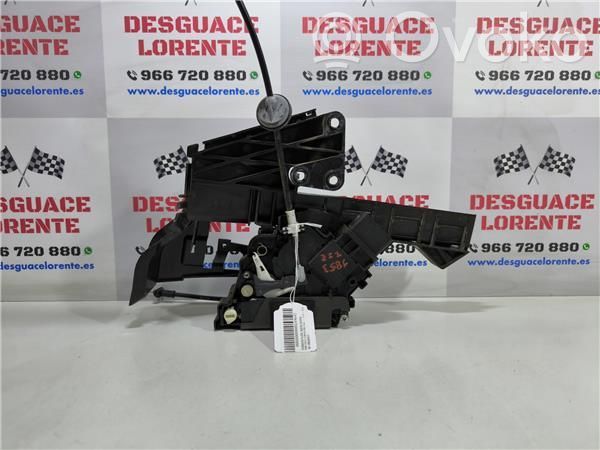Motor de cierre de puerta trasera   4M5AA26413