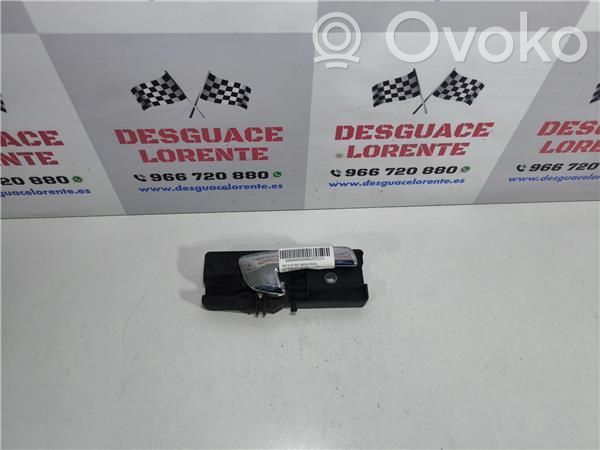 Manecilla interna puerta trasera   156043462