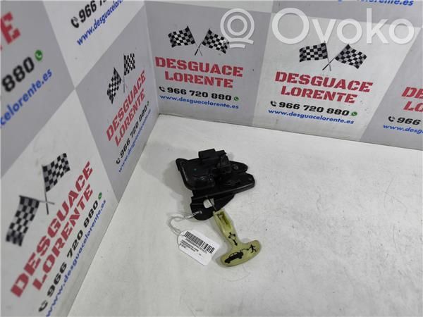 Chrysler Sebring (JS) Tailgate lock latch 