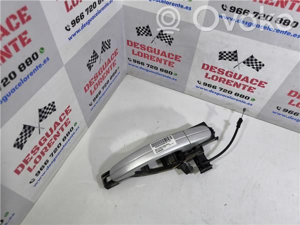 Manecilla externa puerta trasera   4M51A266B22