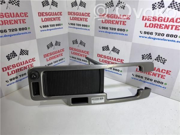 Volvo S40 Moulure de porte avant 