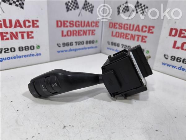 Suuntavilkun vipu   3M5T13335