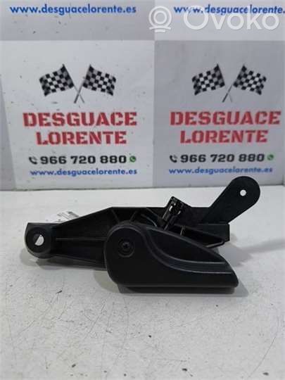 Manecilla interna puerta trasera   71485211,71485211