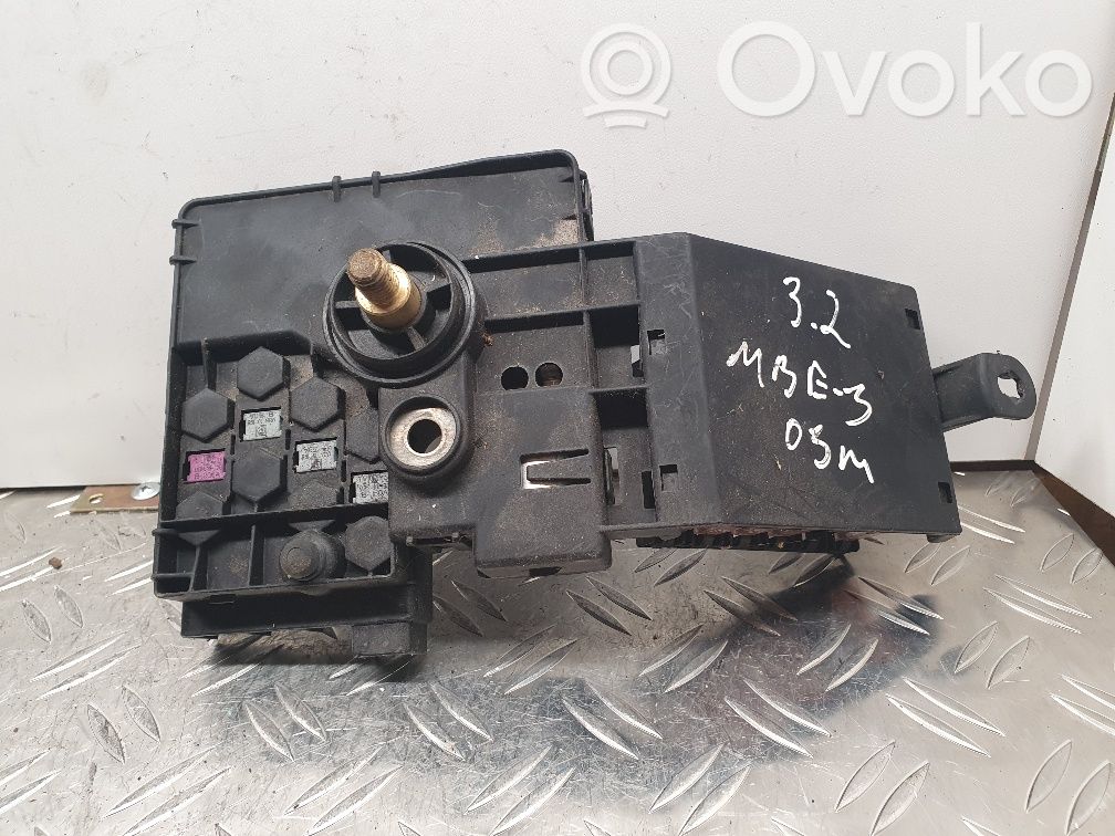 Mercedes-Benz E W211 Fuse module 