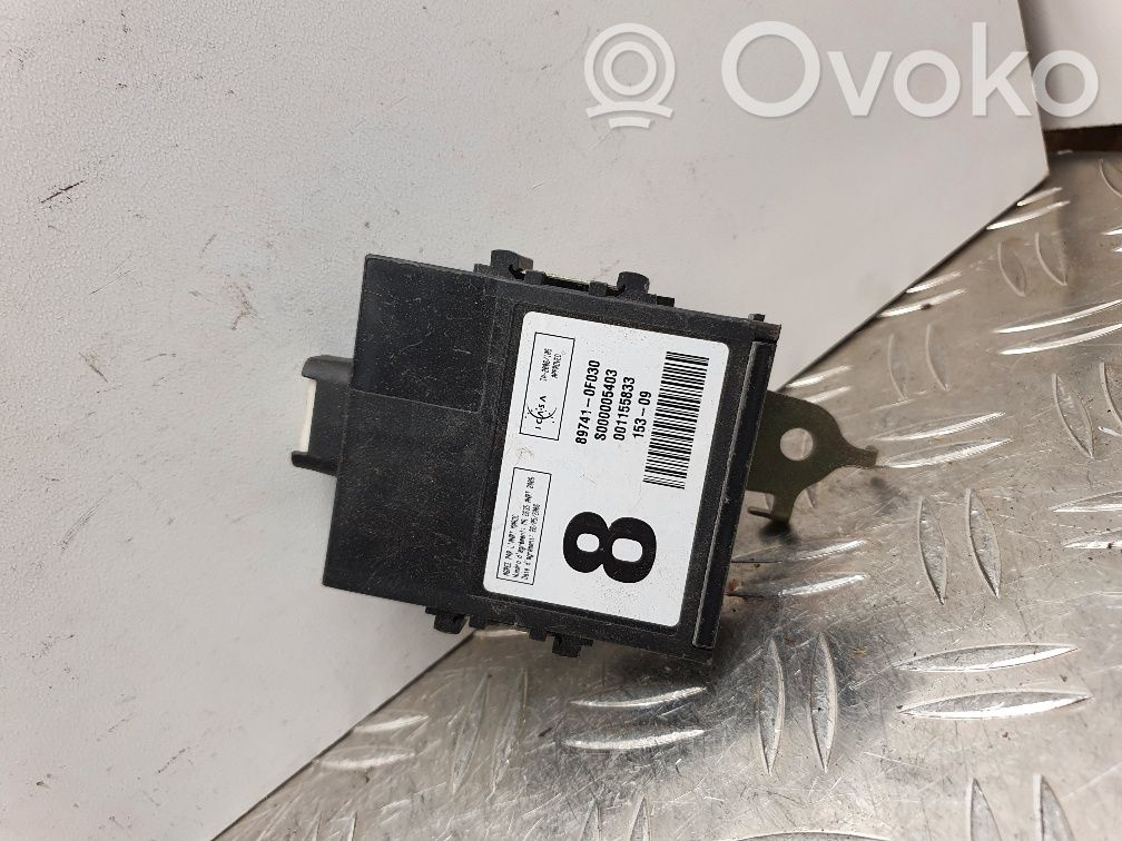 Toyota Corolla Verso AR10 Door control unit/module 