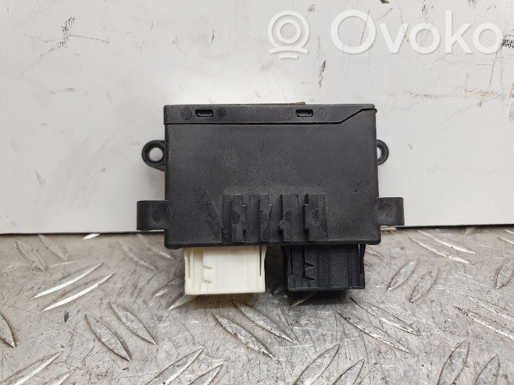 BMW 3 E46 Wing mirror control module 