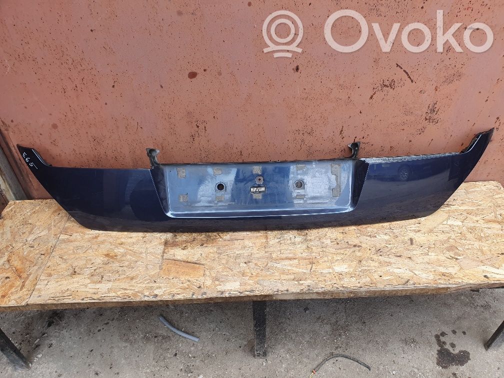BMW 7 E65 E66 Tailgate trim 