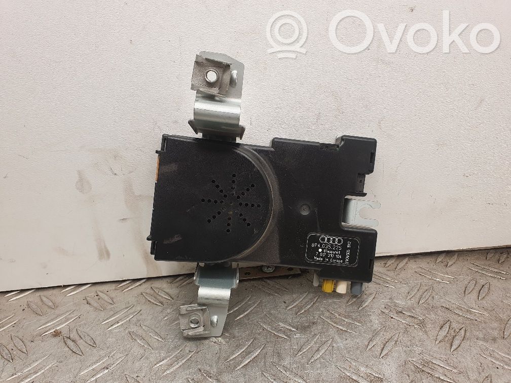 Audi A3 S3 8P Antenos stiprintuvas 