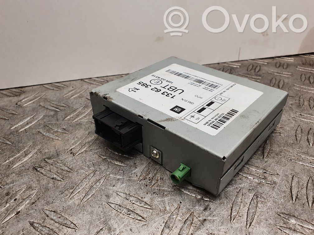 Opel Zafira C Antenna control unit 