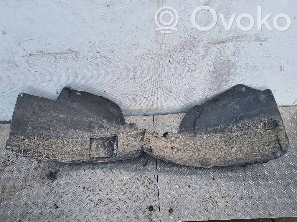 Opel Astra H Apakšspārns 