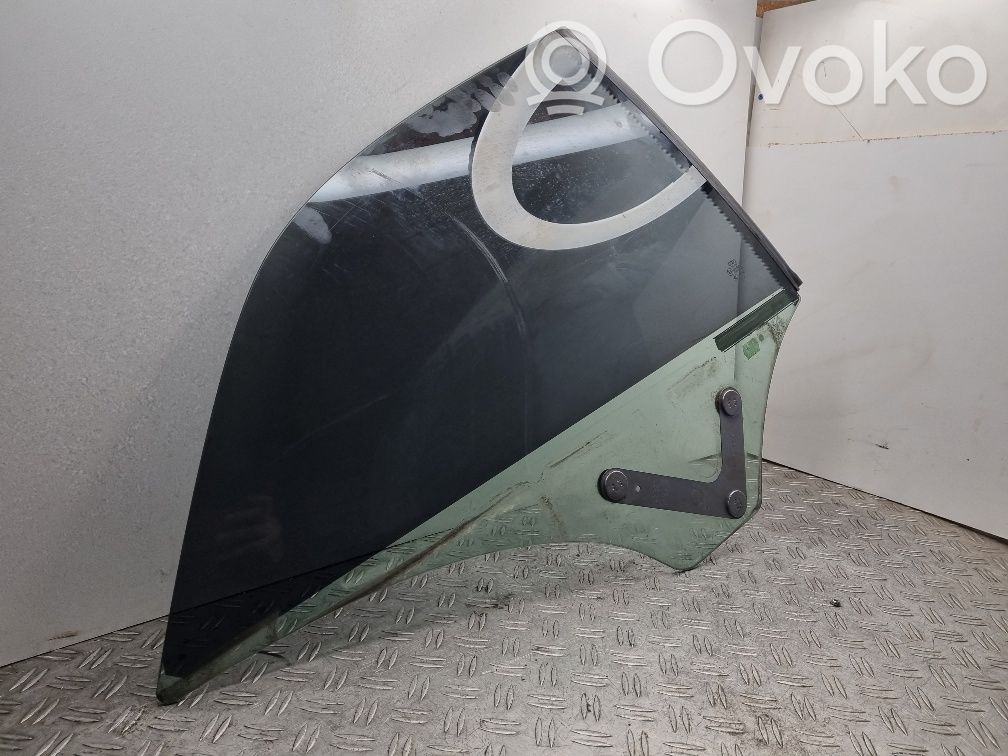 Audi A3 S3 8P Rear side window 