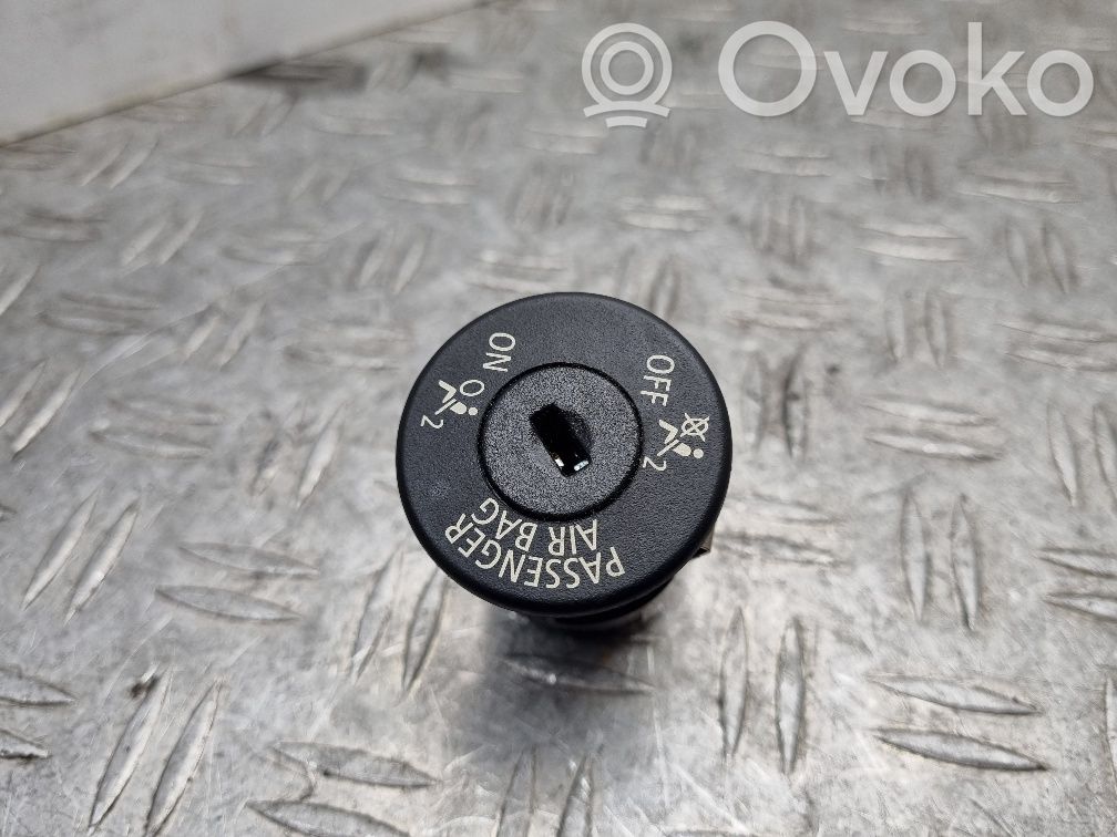 BMW X5 E70 Passenger airbag on/off switch 