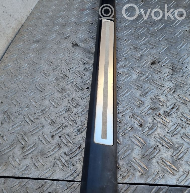 Audi A8 S8 D3 4E Moldura protectora del borde trasero 