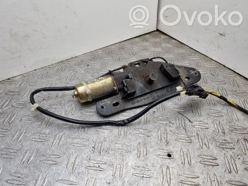 BMW 5 E39 Tailgate/trunk/boot lift motor 