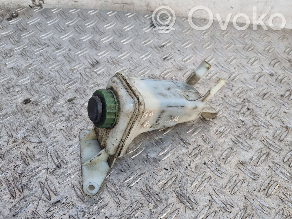 Audi A6 S6 C5 4B Ohjaustehostimen nestesäiliö 