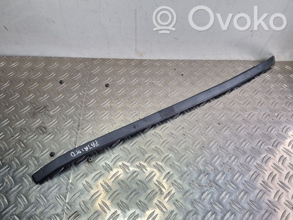 Jeep Patriot Windshield trim 