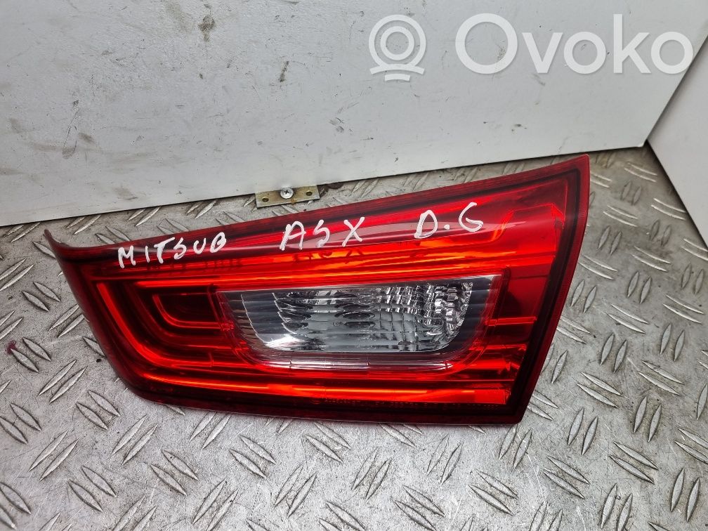 Mitsubishi ASX Aizmugurējais lukturis pārsegā 