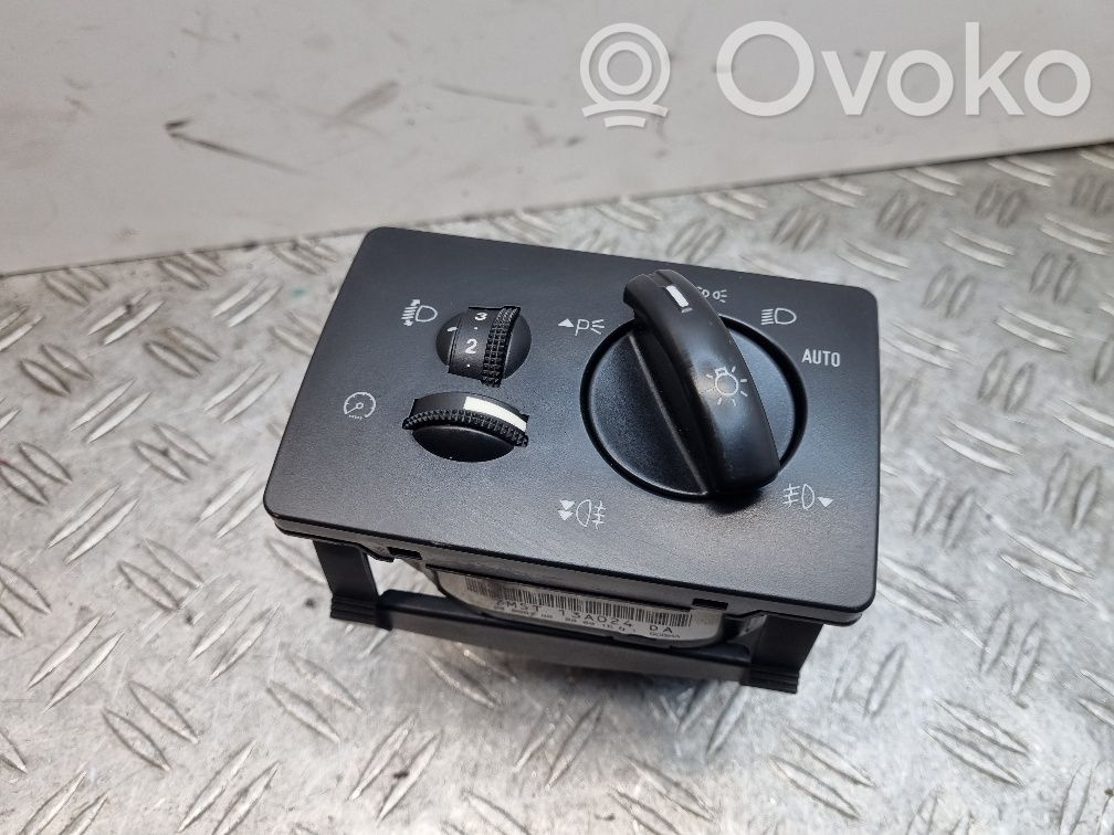 Ford Focus Light switch 