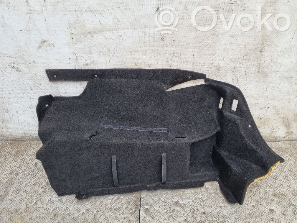 Ford Focus seitliche Verkleidung Kofferraum 