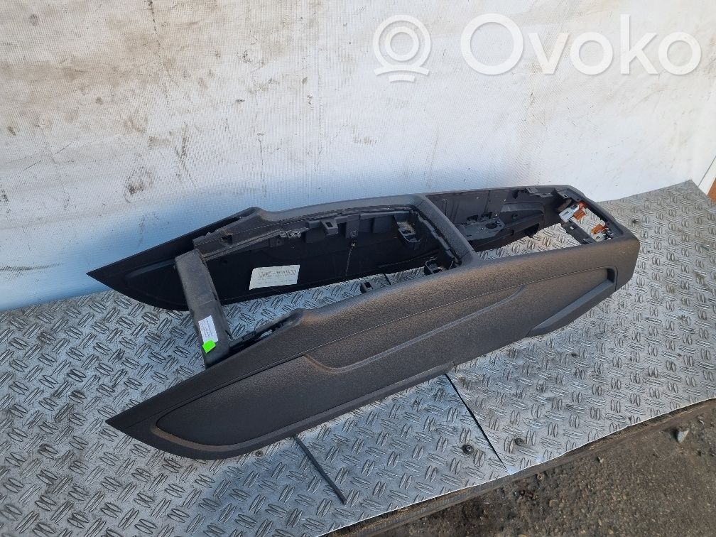 Audi Q7 4L Consola central 