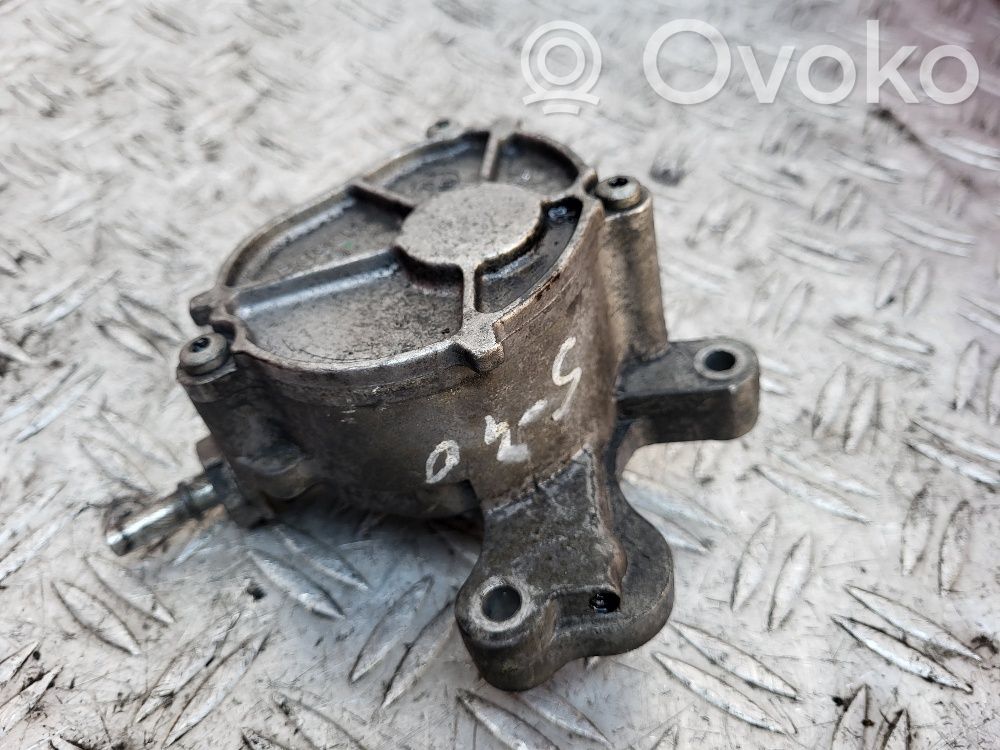 Volvo S40 Vacuum pump 