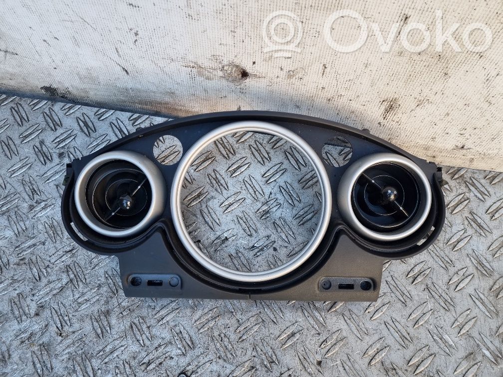 Mini One - Cooper Cabrio R52 Dashboard trim 